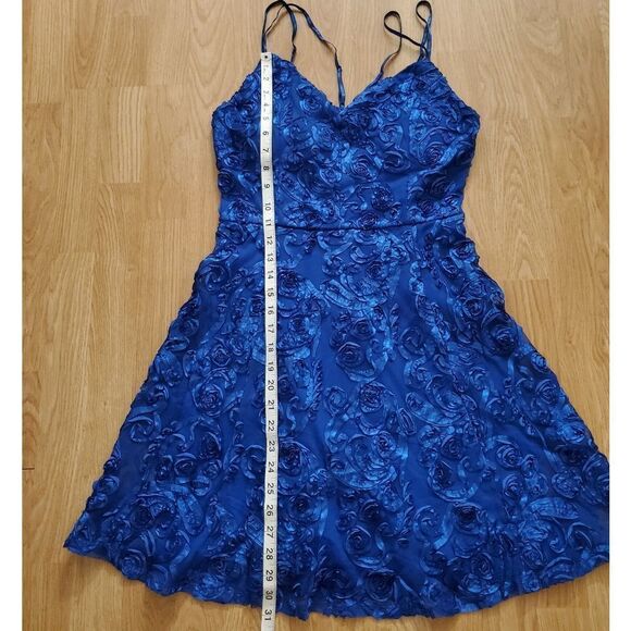 Love Nickie Lew Blue Soutache Lace Skater Mini Dress (size 6 women's/9 juniors) - Picture 11 of 16